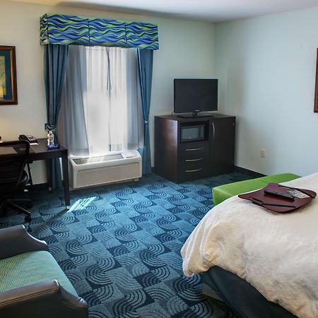 Hampton Inn And Suites Dallas/Lewisville-Vista Ridge Mall Dış mekan fotoğraf