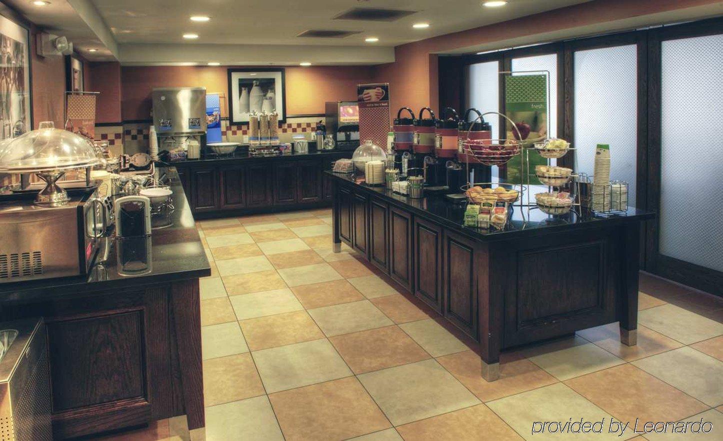 Hampton Inn And Suites Dallas/Lewisville-Vista Ridge Mall Restoran fotoğraf
